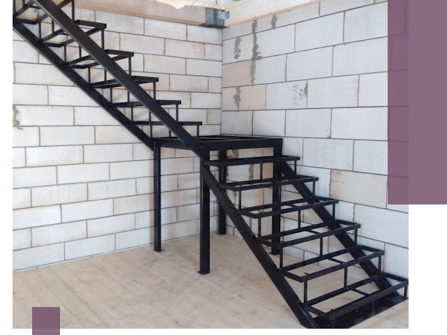 Лестницы на металлокаркасе под ключ в Слободской — изготовление и монтаж