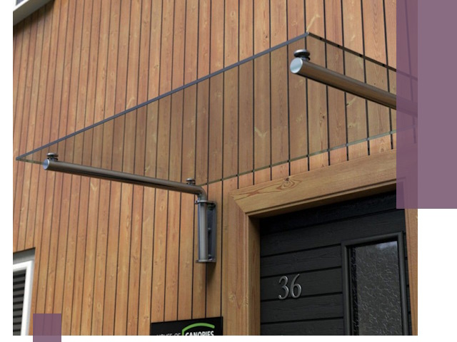 Стеклянные козырьки на входы и фасады в Слободской