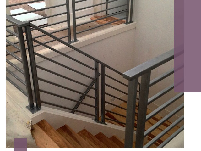 Изготовление поручней из металла и дерева в Слободской